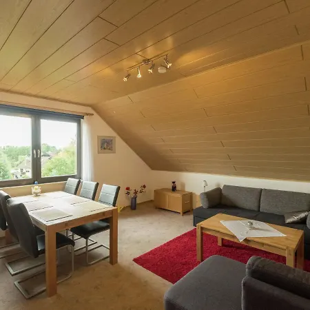 Modern In Wit Garden Apartment
